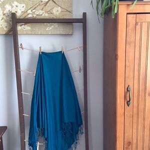 Suzy Shier scarf/shawl